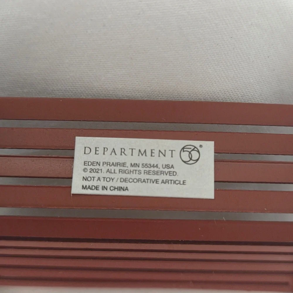 Department 56 Village Red Wrought Iron Park Bench Miniature Accessory 56.56445